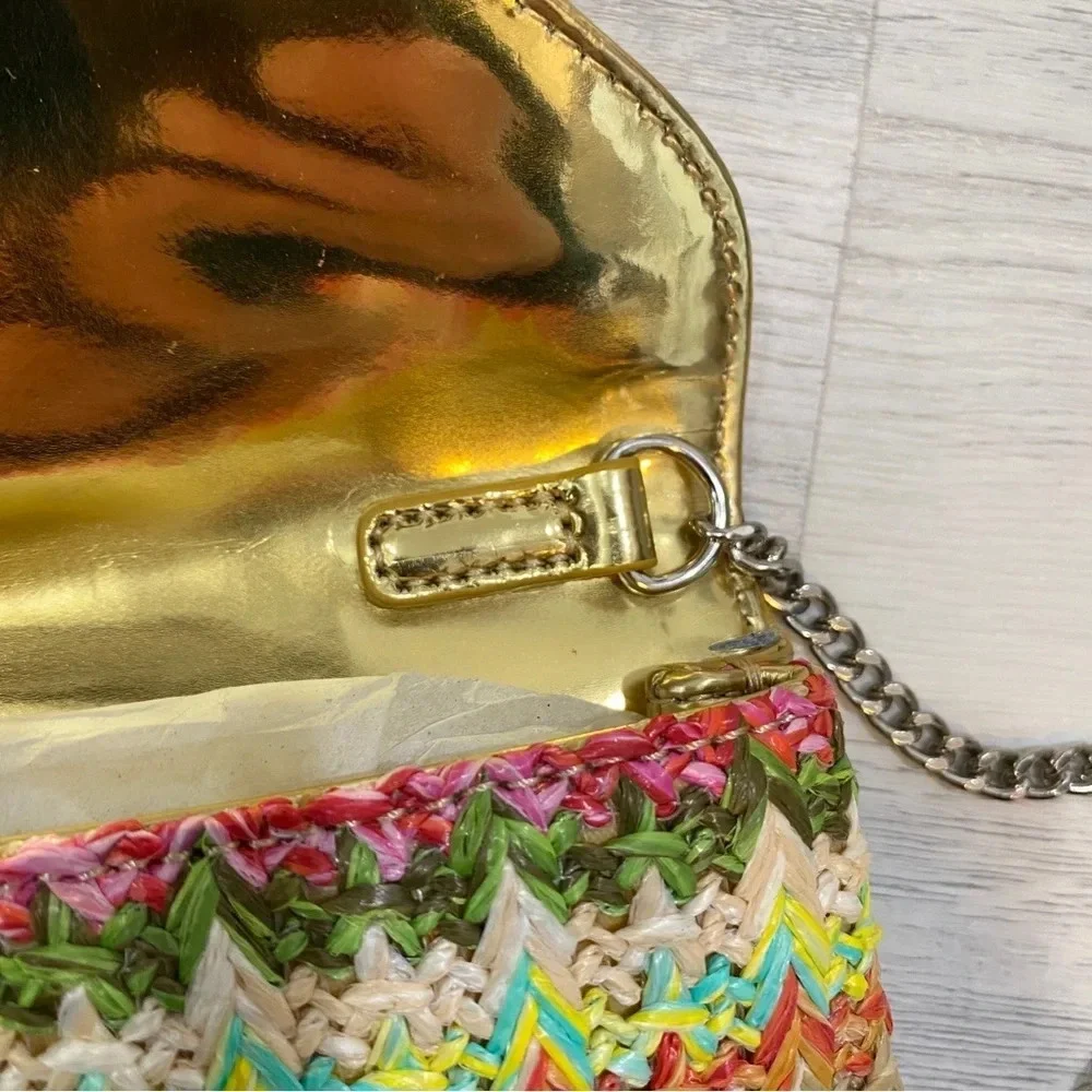 Nine West NWOT Tropical Beach Straw Crossover Purse with Long Strap Crab Buckle